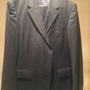 Men’s suit